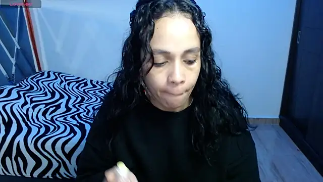 paula lopez   online show from 6, 5, 2026