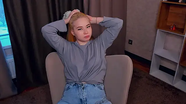 Snapshot of HilmaRavelo chatting on 1, 2, 2026 HilmaRavelo online show from 1, 2, 2026