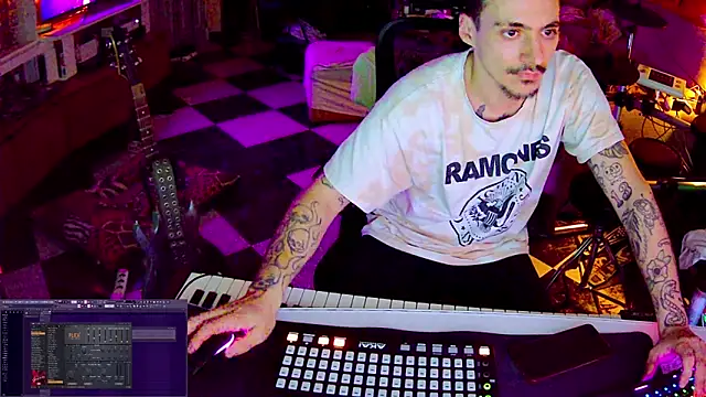 Snapshot of elputospizrose chatting on 1, 2, 2026 elputospizrose online show from 1, 2, 2026