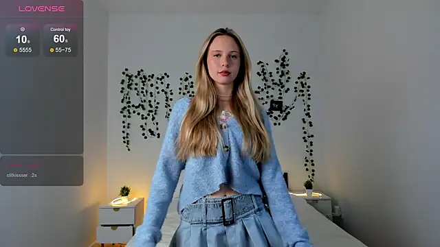 EllyMartinez online show from 5, 2, 2026