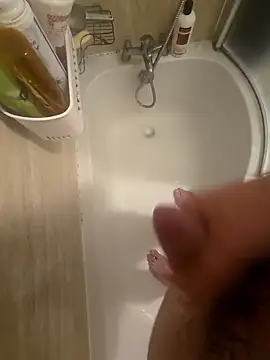 Aaandrew222222 online show from 8, 2, 2026