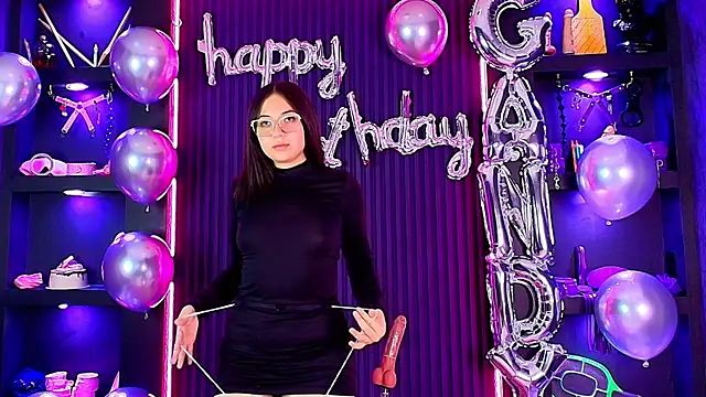 Candyqueen bdsm  online show from 5, 5, 2026
