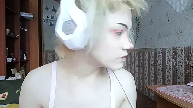 KathernSaulters online show from 17, 3, 2026