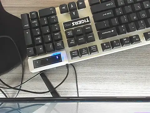 Snapshot of Maggiebitchx chatting on 23, 2, 2026 Maggiebitchx online show from 23, 2, 2026