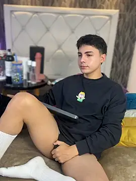 Samu Hott online show from 17, 3, 2026