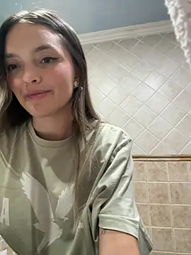 mia m222 online show from 5, 2, 2026