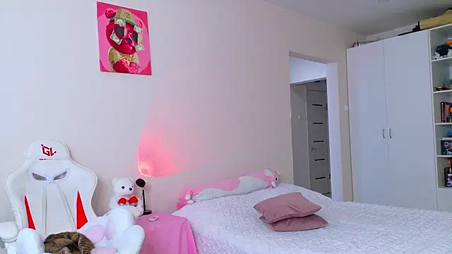 Snapshot of peachiee_ chatting on 16, 3, 2026 peachiee online show from 16, 3, 2026