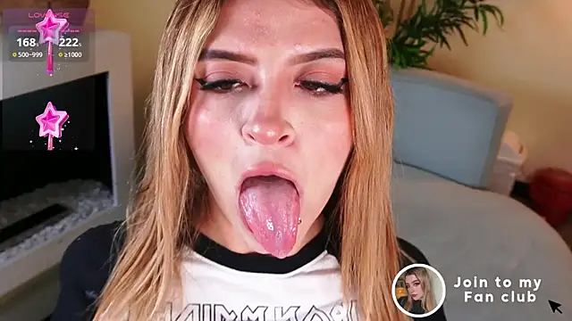 Snapshot of Kore__1 chatting on 19, 4, 2026 Kore 1 online show from 19, 4, 2026