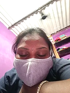 Tamil Hot Nisha online show from 1, 3, 2026