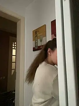 StellaRo online show from 5, 2, 2026