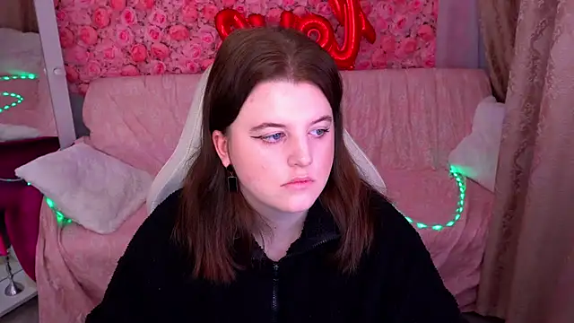 KristiFoxy online show from 25, 2, 2026