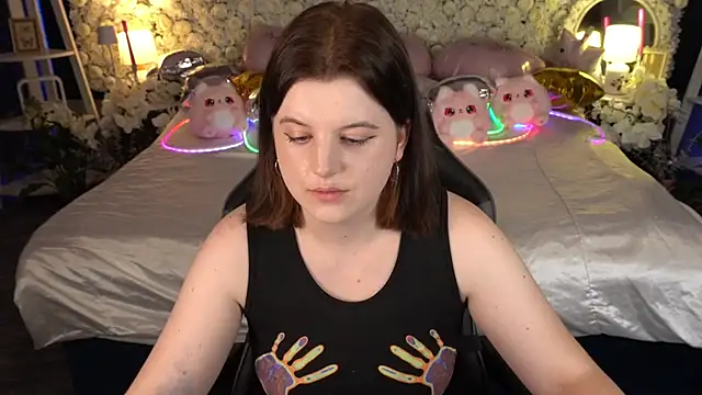 KristiFoxy online show from 12, 5, 2026