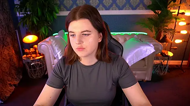 KristiFoxy online show from 16, 6, 2026