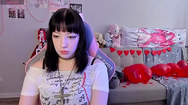 MollysLand online show from 10, 2, 2026