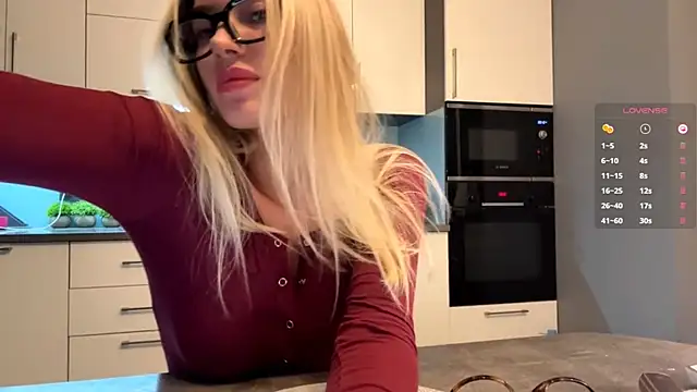 SoftnessMila online show from 27, 2, 2026