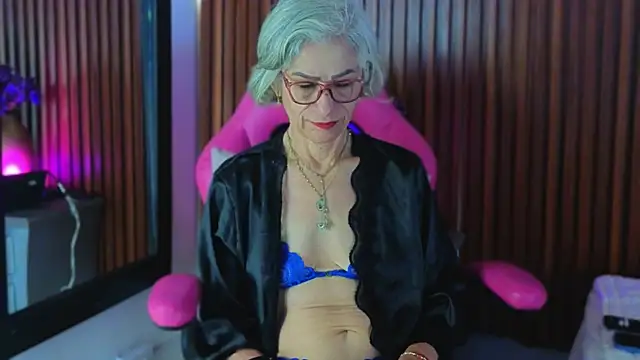 miss monserrate01 online show from 25, 4, 2026