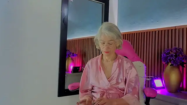 miss monserrate01 online show from 1, 6, 2026