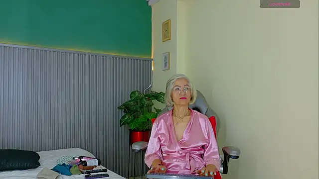 miss monserrate01 online show from 20, 6, 2026