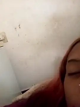 Snapshot of loveofpetitegirls34 chatting on 6, 3, 2026 loveofpetitegirls34 online show from 6, 3, 2026