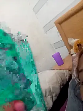 Snapshot of loveofpetitegirls34 chatting on 9, 3, 2026 loveofpetitegirls34 online show from 9, 3, 2026