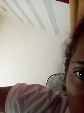 Snapshot of loveofpetitegirls34 chatting on 17, 3, 2026 loveofpetitegirls34 online show from 17, 3, 2026