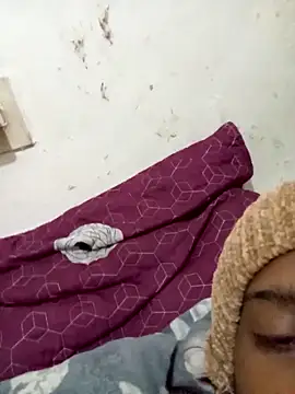 Snapshot of loveofpetitegirls34 chatting on 23, 3, 2026 loveofpetitegirls34 online show from 23, 3, 2026