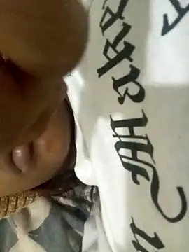 Snapshot of loveofpetitegirls34 chatting on 28, 3, 2026 loveofpetitegirls34 online show from 28, 3, 2026