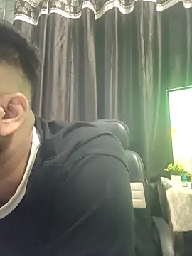 Snapshot of MrCurioX chatting on 7, 3, 2026 MrCurioX online show from 7, 3, 2026