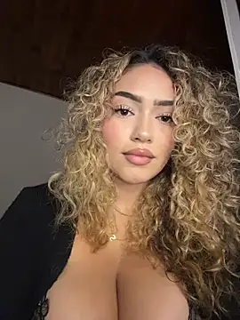 Maddy Beluci online show from 7, 3, 2026