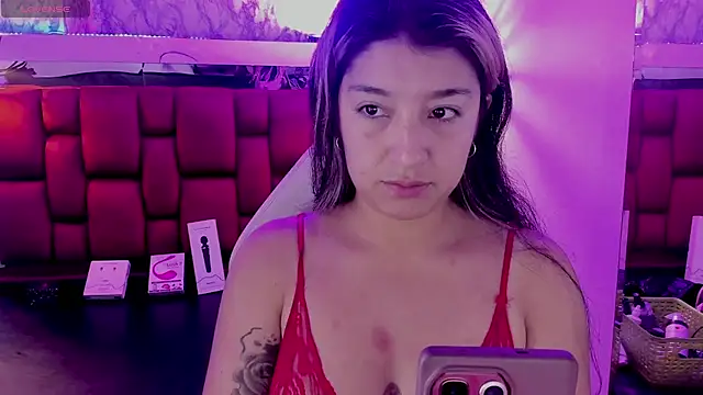 Dahiana Dmour  online show from 8, 5, 2026