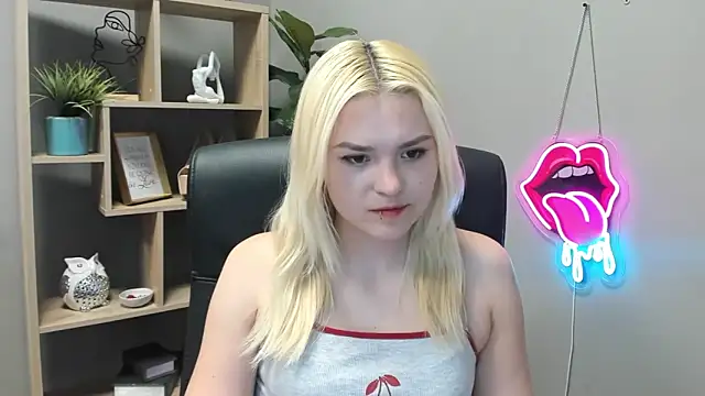 SweetLilyxo online show from 11, 5, 2026
