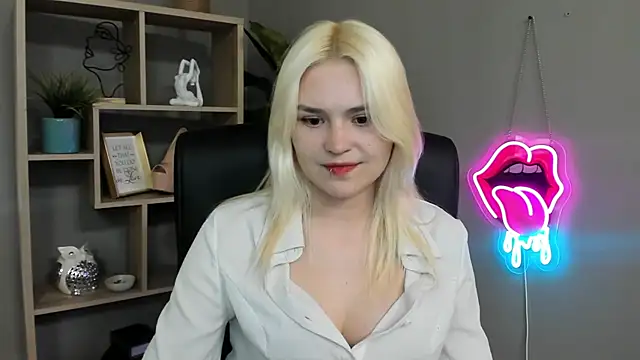 SweetLilyxo online show from 12, 5, 2026