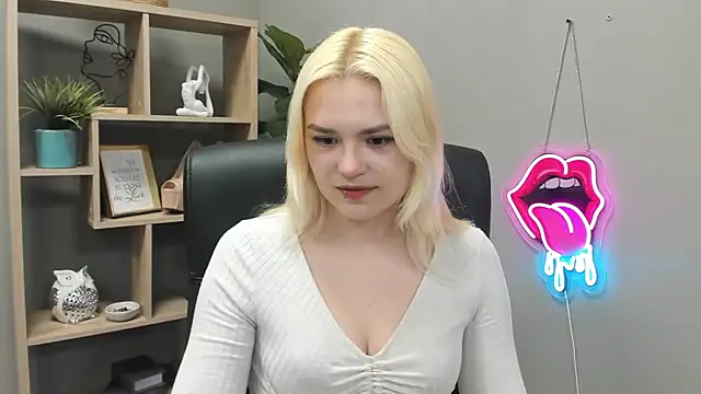 SweetLilyxo online show from 14, 5, 2026