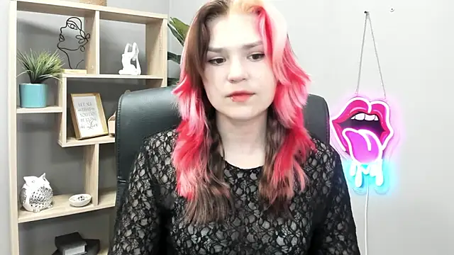 SweetLilyxo online show from 8, 6, 2026