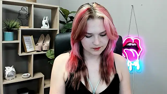 SweetLilyxo online show from 18, 6, 2026