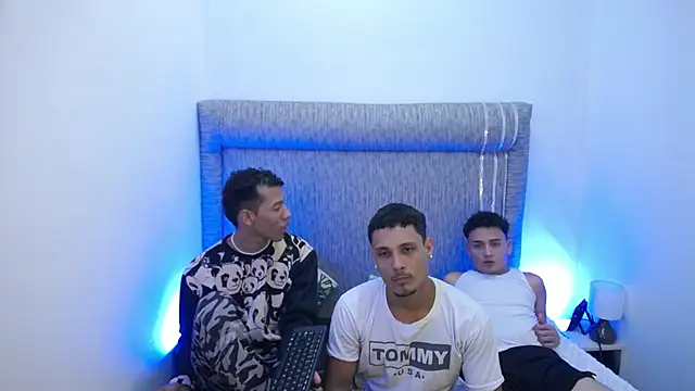 The twinks  online show from 3, 2, 2026