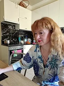 Snapshot of LanaBananaa_ chatting on 15, 4, 2026 LanaBananaa online show from 15, 4, 2026