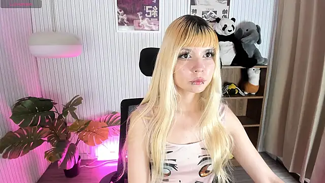 Snapshot of Laukyubey1 chatting on 16, 3, 2026 Laukyubey1 online show from 16, 3, 2026