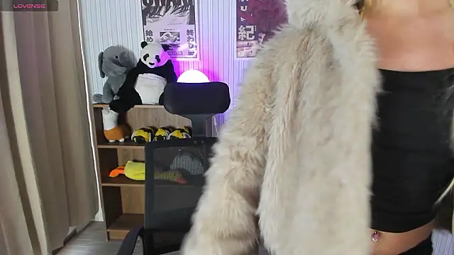 Snapshot of Laukyubey1 chatting on 20, 3, 2026 Laukyubey1 online show from 20, 3, 2026