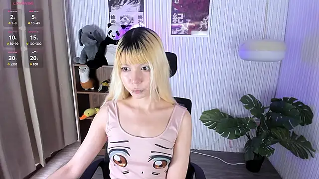 Snapshot of Laukyubey1 chatting on 30, 3, 2026 Laukyubey1 online show from 30, 3, 2026