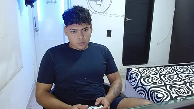 badboyhot010 online show from 5, 2, 2026