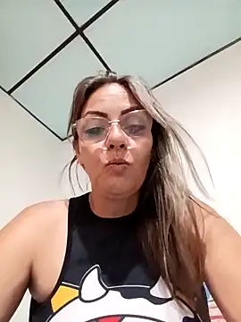 Snapshot of MONITA_SEXXX chatting on 26, 3, 2026 MONITA SEXXX online show from 26, 3, 2026