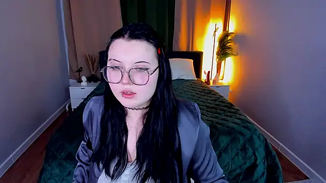 Snapshot of Kira_G0ld chatting on 24, 3, 2026 Kira G0ld online show from 24, 3, 2026