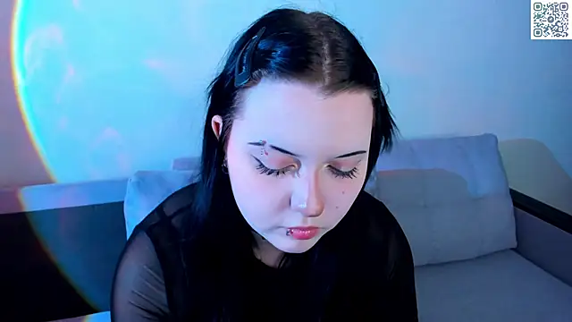 Kira G0ld online show from 11, 5, 2026