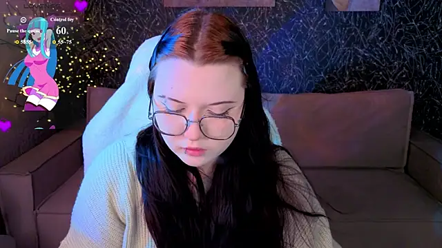 Snapshot of Kira_G0ld chatting on 11, 7, 2026 Kira G0ld online show from 11, 7, 2026