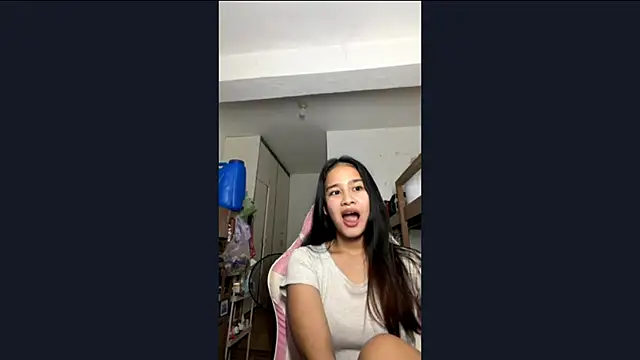 ArdathZmijewski online show from 13, 2, 2026