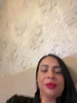 BrianaBloom online show from 18, 3, 2026