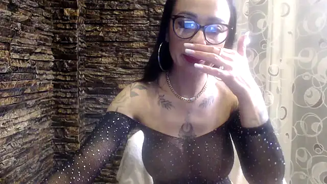Snapshot of BrianaBloom chatting on 19, 4, 2026 BrianaBloom online show from 19, 4, 2026