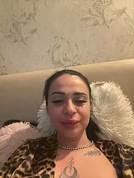 Snapshot of BrianaBloom chatting on 27, 4, 2026 BrianaBloom online show from 27, 4, 2026