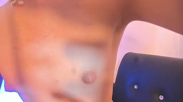 Snapshot of AllanaRosee chatting on 14, 3, 2026 AllanaRosee online show from 14, 3, 2026